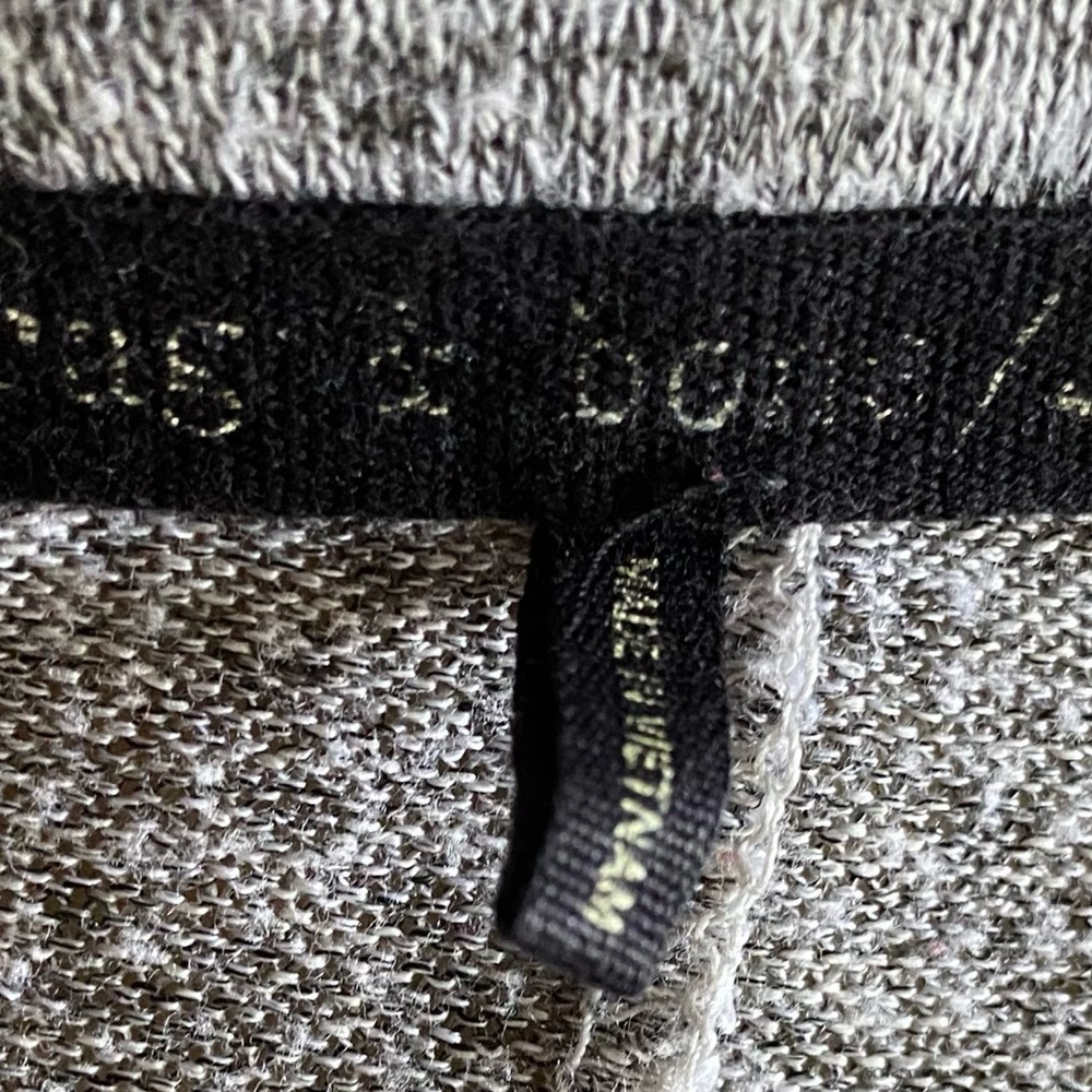 RAG & BONE-OVERSIZED V NECK TOP-SIZE XS - Picture 9 of 11